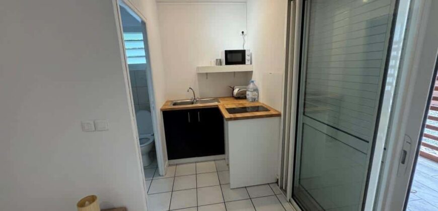 À louer un studio neuf de 19m2 à proximité de l’université de Tampon, Réunion