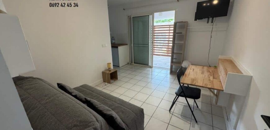À louer un studio neuf de 19m2 à proximité de l’université de Tampon, Réunion