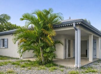 À louer une villa F4 de 110m2 sur un terrain clôturé de 400m2 à Saint André, Réunion