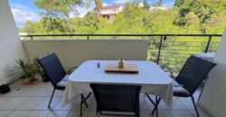 À vendre un appartement T2 de 43,21 m² avec varangue et place de parking à Sainte-Clotilde Réunion
