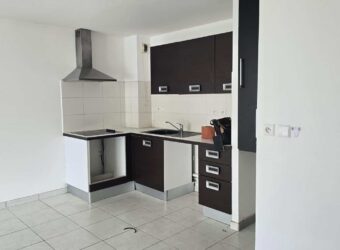 À vendre un appartement T3 en plein centre ville de Saint André, Réunion