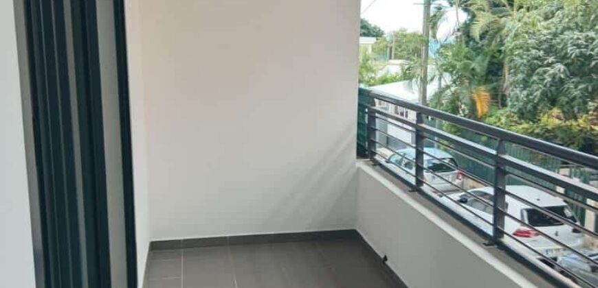 En vente un studio de 22.19m2 dans une résidence privée au centre ville de la Possession Réunion