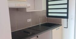 En vente un studio de 22.19m2 dans une résidence privée au centre ville de la Possession Réunion