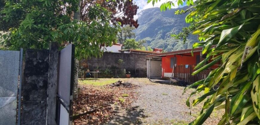 À vendre maison T4 de 108 m2 avec jardin située secteur Mare à Citrons à Salazie Réunion