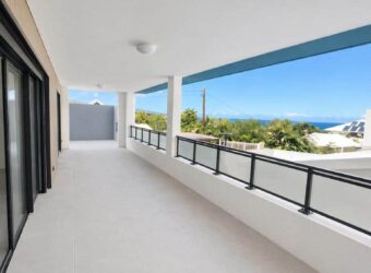 Location d’un appartement neuf T4 de 106m2 proche de la plage à Trois Bassins Réunion