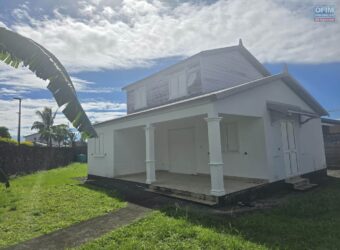 À vendre une spacieuse villa de 120m2 en R+1 à Saint André Réunion