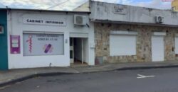 À louer local commercial ou professionnel de 41 m2 situé au centre-ville de La Ravine des Cabris Réunion