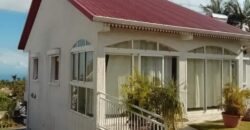 À vendre villa T5 en duplex avec vue mer située dans un quartier calme au 11e km du Tampon Réunion