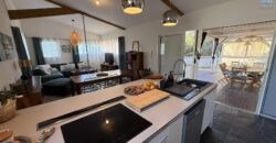 À vendre une magnifique villa climatisée T5/6 avec studio indépendant située à Saint Leu Réunion