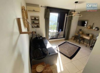 À louer un studio meublé de 23,17 m² situé dans la résidence Lobellia à Sainte-Clotilde Réunion