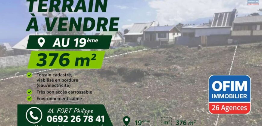 À vendre un terrain constructible viabilisé de 376 m2 situé au 19ᵉ km du Tampon Réunion