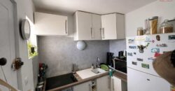 À vendre un ensemble immobilier situé au sein de la résidence Les Floralies à Saint-Gilles-les-Bains Réunion