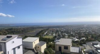 En vente une villa contemporaine neuve avec terrain piscinable et vue mer à La Possession Réunion