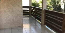 À louer une villa T5 de 143 m2 située dans une résidence privée et calme à  Saint Pierre Réunion