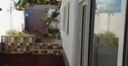 À vendre villa T5 avec deux dépendances située dans le secteur des 400 à Saint-Pierre Réunion