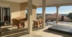 À vendre une spacieuse villa de 241 m² avec vue sur l’océan Indien à La Possession Réunion.