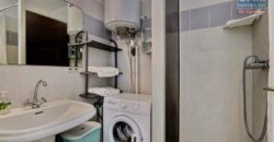 À vendre un lumineux studio meublé et équipé de 30m2 avec parking à Boucan Canot Réunion