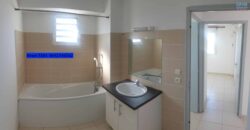 À vendre un agréable appartement T2 situé dans une résidence sécurisée à Saint Joseph