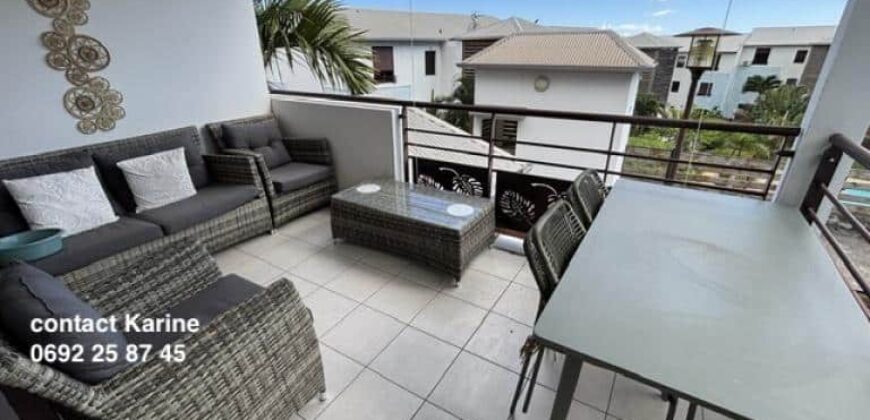 À louer lumineux appartement T2 meublé avec vue mer et piscine à La Montagne Réunion