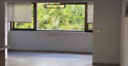 En vente un appartement T2 rénové dans une résidence sécurisée au centre ville de Saint-Leu Réunion