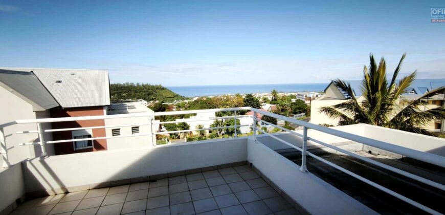 En vente charmant studio de 29.57 m2 avec vue mer et montagne situé à Saint Joseph Réunion