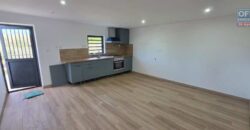 À louer une superbe villa T4 entièrement rénovée d’environ 85 m3 située à La Plaine des Cafres Réunion