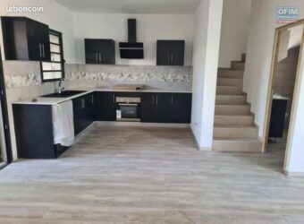 Location d’une villa jumelée neuve avec jardinet proche centre ville de Saint-André Réunion