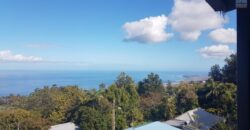À louer villa F4 neuf en duplex avec jardin et vue mer à Saint-Leu, secteur de l’Étang.
