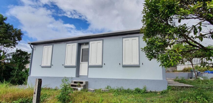 À louer une grande villa T5 DE 75.50M2  proche des écoles à Cambourg Sainte-Anne Réunion