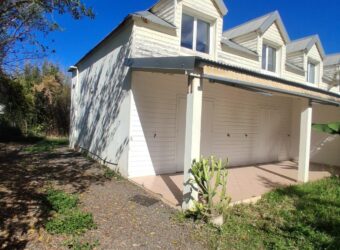 Location d’une villa T4 de 86.50 m2 située dans un secteur calme à Saint Gilles Les Hauts Réunion
