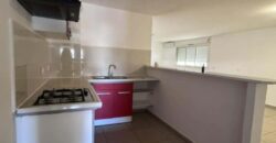 Location d’un appartement de 85.45m2 dans une résidence avec parking à Sainte Clotilde, Réunion