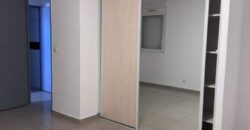 Location d’un appartement de 85.45m2 dans une résidence avec parking à Sainte Clotilde, Réunion