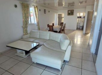 Location d’un charmant appartement F4 de 80 m2 avec vue mer et montagne au Tampon Réunion