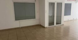 À louer local commercial de 75 m2 situé proche du centre-ville de La Rivière Saint Louis Réunion