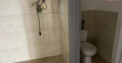 À louer local commercial de 75 m2 situé proche du centre-ville de La Rivière Saint Louis Réunion