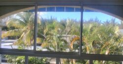 Location d’un appartement F2 en duplex proche plage et commerces à La Saline les bains Réunion
