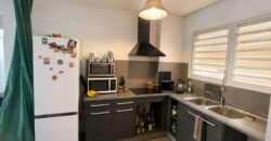 Exclusivité OFIM –  À vendre un agréable appartement T2 meublé avec jardin privatif à 200 m du lagon à La Saline-les-Bains Réunion