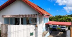 À vendre une maison T4 d’environ 80 m2 sur un terrain de 508 m2 située à La Rivière Saint-Louis Réunion