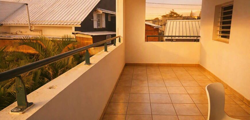 À vendre un appartement F3 avec varangue à Cambuston Saint André Réunion