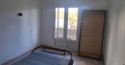 À louer un appartement F2 de 42,87 m² proche commerces à Saint-Gilles les Hauts Réunion