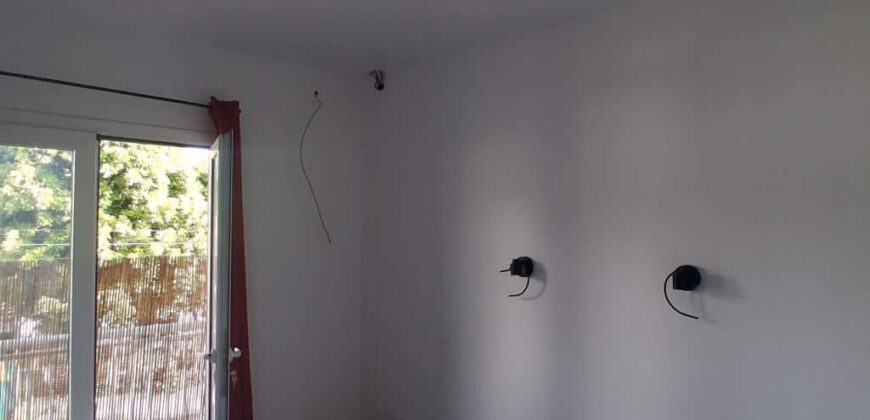À louer un appartement de type F2 de 45,80 m² à Saint-Gilles-les-Hauts Réunion