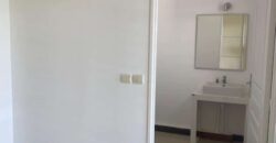À vendre appartement de type F1 avec terrasse et parking en sous-sol à Sainte-Clotilde Réunion