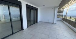 À louer un récente et spacieux appartement T4 de 102 m2 avec vue mer situé à Saint Leu Réunion