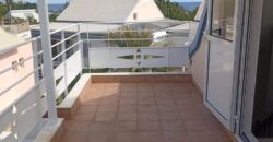 À louer un appartement T3 en triplex avec jardin à La Saline-les-Bains Réunion