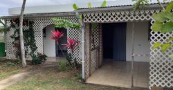 À louer une maison F4 de type case créole entièrement rénovée située à Saint Pierre condé 400 Réunion
