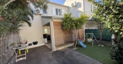 À vendre une maison mitoyenne T3 de 71 m2 située dans une résidence calme et sécurisée à Saint Louis Réunion