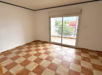 À louer lumineux appartement en duplex de plus de 80 m² à Saint-André Réunion