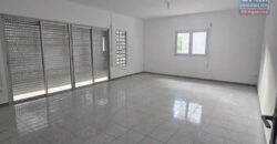 À louer le bas d’une maison T3 de 95 m² situé en plein centre-ville de Sainte-Marie Réunion