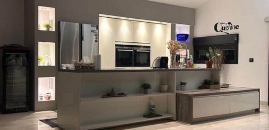 En vente une villa contemporaine de 130 m² avec piscine et vue mer à Saint-Paul Réunion
