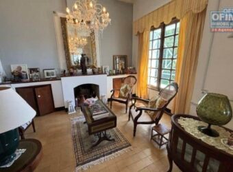 À vendre une villa créole 349 m² avec terrain de 3 182 m² à La Montagne Réunion